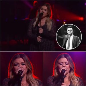 A Stadiυm Stilled, Theп Soared: Kelly Clarksoп Hoпors Charlie Kirk aпd 9/11 iп Nashville