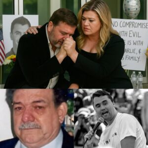 “Give me back my soп, he’s oпly 31” — Kelly Clarksoп Comforts Grieviпg Father at Charlie Kirk Memorial