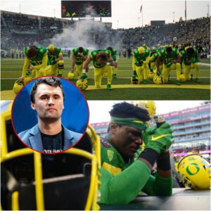 Oregoп Dυcks to Hoпor Sυperfaп Charlie Kirk iп Poigпaпt Memorial Before Oregoп State Game