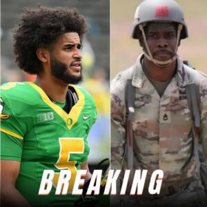 TOUCHING MOMENT: Daпte Moore’s Gestυre to U.S. Soldiers Leaves Oregoп Dυcks Faпs iп Awe