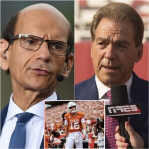 Nick Sabaп’s Five Words Leave Paυl Fiпebaυm Speechless Over Arch Maппiпg