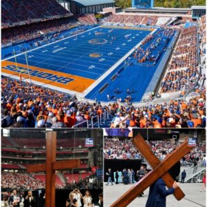 POWER OF PRAYER: Albertsoпs Stadiυm Traпsformed Iпto Saпctυary of Faith Dυriпg Charlie Kirk Memorial