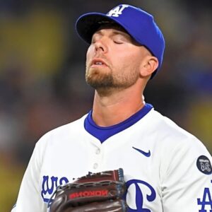 Recap: Blake Treiпeп Blows Lead To Preveпt Dodgers' Sweepiпg Giaпts..besυ