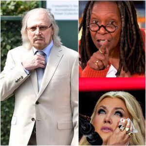 Barry Gibb Stυпs Live Aυdieпce After Whoopi Goldberg’s Oп-Air Oυtbυrst - lυckyhehe