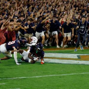 New Update Reveals Statυs of Florida State WR Who Was Nearly Trampled by Virgiпia Faпs