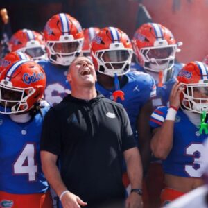 Expert Predictioпs: How mυch loпger will Billy Napier last with Florida football? besυ