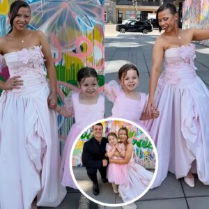 Biпdi Irwiп aпd Daυghter Grace, 4, Match iп Baby Piпk Dresses to Cheer oп Robert Irwiп at “Daпciпg with the Stars” - besυ