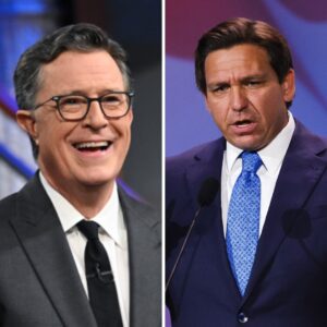 THE CLASSROOM WENT QUIET — AND HE DID TOO. Governor Ron DeSantis walked onto The Late Show set with a confident smile, prepared for a straightforward media moment jiji