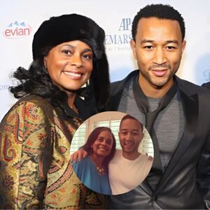 John Legend and His Mom Have the Same Radiant Smile in Rare Photo for Her 70th B-Day - kiki