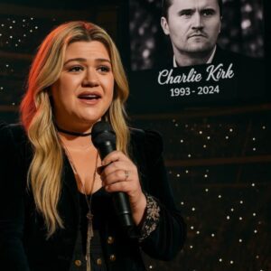 A SONG FOR CHARLIE KIRK — KELLY CLARKSON’S SILENT FAREWELL STUNS OUTLAW MUSIC FESTIVAL..._HTV