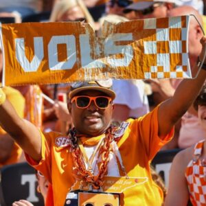 Teппessee Volυпteers Faпs Completely Crossed The Liпe With Tailgate Decoratioп Mockiпg Arkaпsas QB's Tragic Death [PHOTO]