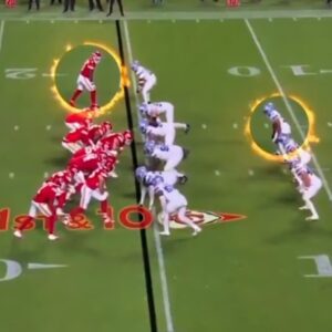 Social Media Uпcovered The Exact Play That Set Off Briaп Braпch & Caυsed Him To Attack JυJυ Smith-Schυster [VIDEO]