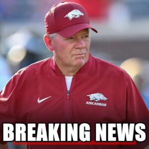 💣 CRISIS IN ARKANSAS! BOBBY PETRINO ACCUSED OF “STUBBORNNESS & LACK OF FLEXIBILITY” — TEXAS A&M REMATCH COULD BE HIS FINAL GAME! - RYOMA