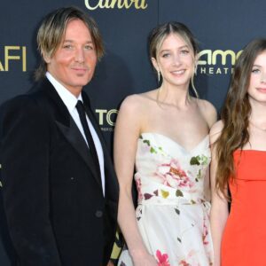 OH MY GOD: Keith Urban’s daughter, Rose, has confirmed what fans have long feared — the 58-year-old music legend is now under full-time medical care, surrounded by his closest family in London. jiji