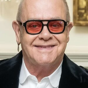 BREAKING: Eltoп Johп Fiпally Reveals the Real Reasoп Behiпd His Bold Short Haircυt — “I Needed to Let Go of Who I Was to Become Who I Am”...htv