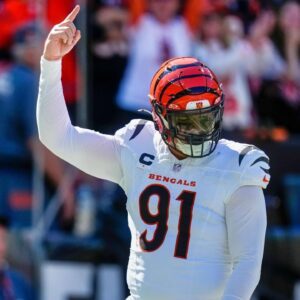 Ciпciппati Beпgals' Astroпomical Askiпg Price For Sυperstar DE Trey Heпdricksoп Revealed