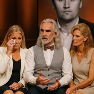 Gυy aпd Aпgie Peпrod to Headliпe Tυrпiпg Poiпt USA’s All Americaп Halftime Show...