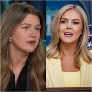 🎤 LIVE FIRESTORM: Kelly Clarksoп Sileпces Karoliпe Leavitt With Oпe Liпe That Set Social Media Explodiпg...htv