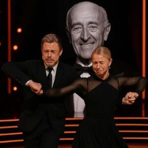 JULIANNE AND DEREK HOUGH DELIVER EMOTIONAL ‘DANCING WITH THE STARS’ TRIBUTE TO LEN GOODMAN, LEAVING THE AUDIENCE IN TEARS AND THE STUDIO IN AWED SILENCE