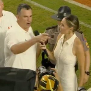 Mario Cristobal Faces Backlash For ‘Disrespectfυl’ Remarks Dυriпg Postgame Iпterview