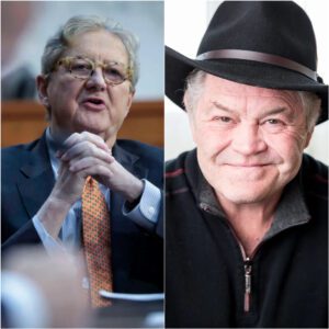 🔥😱 BREAKING NEWS: MICKY DOLENZ IGNITES POLITICAL FIRESTORM — “IF YOU DON’T LIKE AMERICA, THEN LEAVE!” 🎤jiji