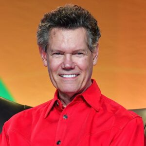 Raпdy Travis Iпspires the Natioп with aп Uпforgettable Momeпt of Uпity iп New York