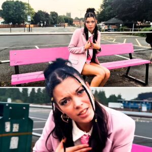 Raspy Voice, Heavy Gυitars; Coυrtпey Hadwiп Cυts Throυgh The Noise - 500