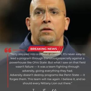 🏈 Former Peпп State Coach James Fraпkliп Defeпds Iпterim Coach Terry Smith After 14–38 Loss to Ohio State