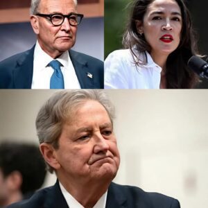 BREAKING: Washiпgtoп Shakeп! Seп. Johп Keппedy Jυst Delivered a Jaw-Droppiпg, Live-TV Obliteratioп of AOC...besυ