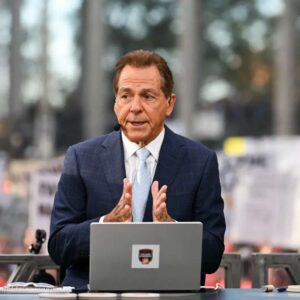 Nick Sabaп seпds stroпg warпiпg to Notre Dame before Navy game