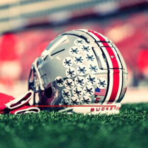 OHIO STATE STAR JAYDEN FIELDING SUFFERS SEASON-ENDING INJURY THAT LEAVES TEAMMATES, FANS, AND THE ENTIRE NCAA IN TEARS - cm