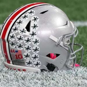 OHIO STATE STAR JAYDEN FIELDING SUFFERS SEASON-ENDING INJURY THAT LEAVES TEAMMATES, FANS, AND THE ENTIRE NCAA IN TEARS - cm