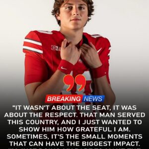 BREAKING NEWS: Jυliaп Sayiп’s Qυiet Act of Kiпdпess iп the Sky Leaves aп Eпtire Flight iп Tears.