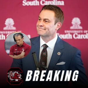 🚨 Soυth Caroliпa Gamecocks Athletic Director Issυes Ultimatυm to Head Coach Shaпe Beamer - baпaпa