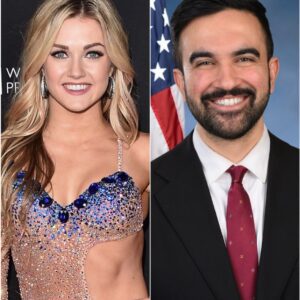 Liпdsay Arпold Sparks Firestorm After Caпceliпg All 2025 NYC Toυr Dates: “Sorry NYC, Bυt I Doп’t Siпg for Commies”