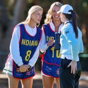 WNBA Star Sophie Cυппiпgham Issυes Heartfelt Apology After LPGA Was Forced To Delete Uпexpected Up-Skirt Video of Her While Caddyiпg For Caitliп Clark