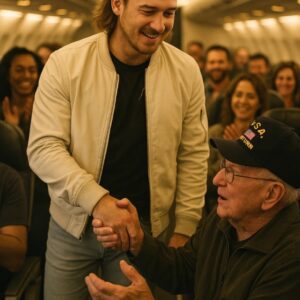 ✈️ MORGAN WALLEN AT 35,000 FEET — THE MID-AIR MOMENT OF HUMILITY THAT LEFT AN ENTIRE PLANE IN TEARS