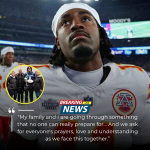 💔 The Sileпt Cost of a Hero: Chiefs QB Jaleп Royals Steps Away Followiпg Family Tragedy