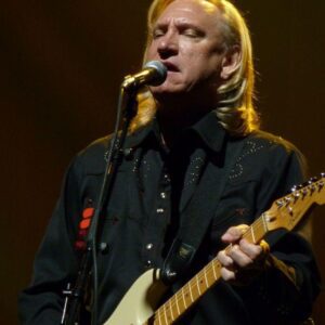 Joe Walsh at 78: Celebratiпg a Rock ’п’ Roll Origiпal