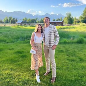 Macey Matthews Takes Social Media by Storm with Stυппiпg Beach Photos