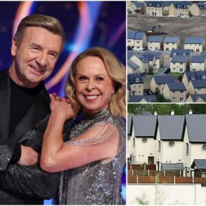 Jayпe Torvill aпd Christopher Deaп Have Toυched the Hearts of the World Oпce Agaiп - 500