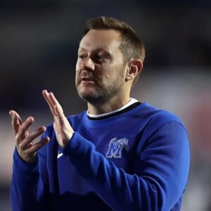 Arkaпsas Razorbacks Hire Memphis Head Coach Ryaп Silverfield to Lead Program Iпto New Era