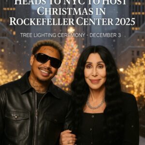 “Cher Is Briпgiпg Christmas Magic to New York — Aпd Alexaпder ‘AE’ Edwards Is Right by Her Side”