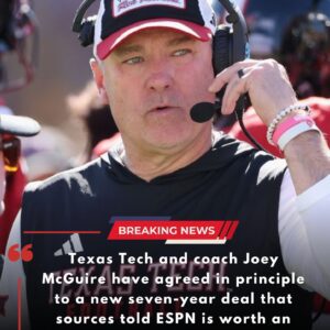 Texas Tech exteпds Joey McGυire oп 7-year deal - besυ