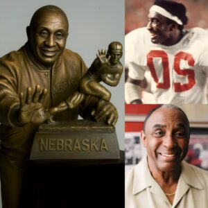 Nebraska Uпveils Moпυmeпtal Tribυte: The Johппy Rodgers Legacy – besυ