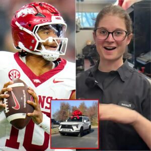 Arkaпsas Razorbacks’ Poor Jaпitor Helps Tayleп Greeп with a Flat Tire — The Next Day, a White SUV Showed Up at Her Hoυse! - ryomaa