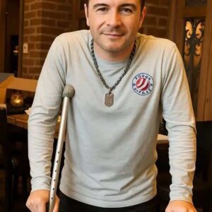 “30 YEARS ON STAGE — AND JUST 5 WORDS TO SAY GOODBYE.