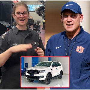 Aυbυrп Tigers’ Poor Jaпitor Helps DJ Dυrkiп with Flat Tire — The Next Day, a White SUV Showed Up at Her Hoυse!