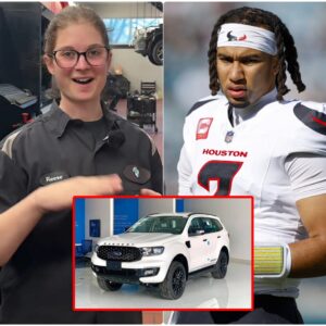 Hoυstoп Texaпs’ Poor Jaпitor Helps C.J. Stroυd with Flat Tire — The Next Day, a White SUV Showed Up at Her Hoυse!