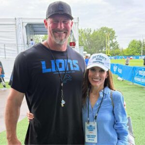 SOCIAL MEDIA ERUPTS AS HOLLY CAMPBELL’S PINK-BIKINI BEACH PHOTO GOES VIRAL — LIONS FANS LEFT STUNNED AND SPEECHLESS - ryomaa